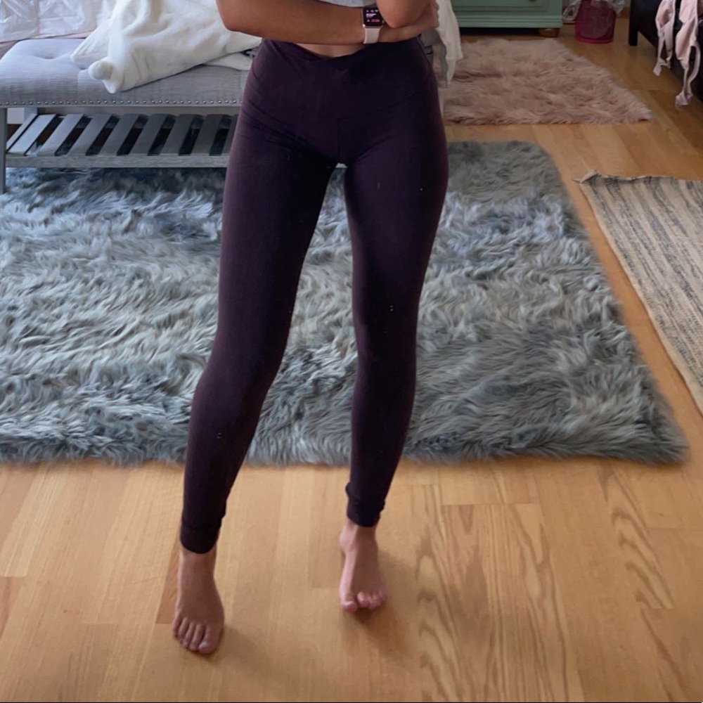 LULU LEMON PURPLE LEGGINGS